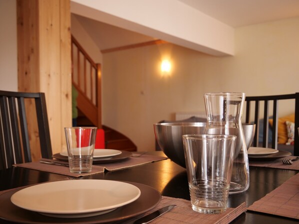 Dining - Duplex apartment, large terrace, Parc Naturel des Vosges du Nord (Lambach)