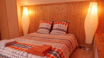 2 quartos, ferros/tábuas de passar roupa, berço de viagem, Wi-Fi