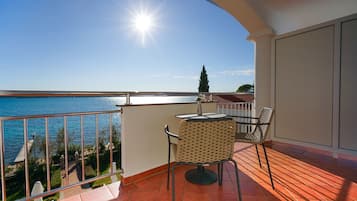 Phòng đôi, ban công, quang cảnh biển | Ban công