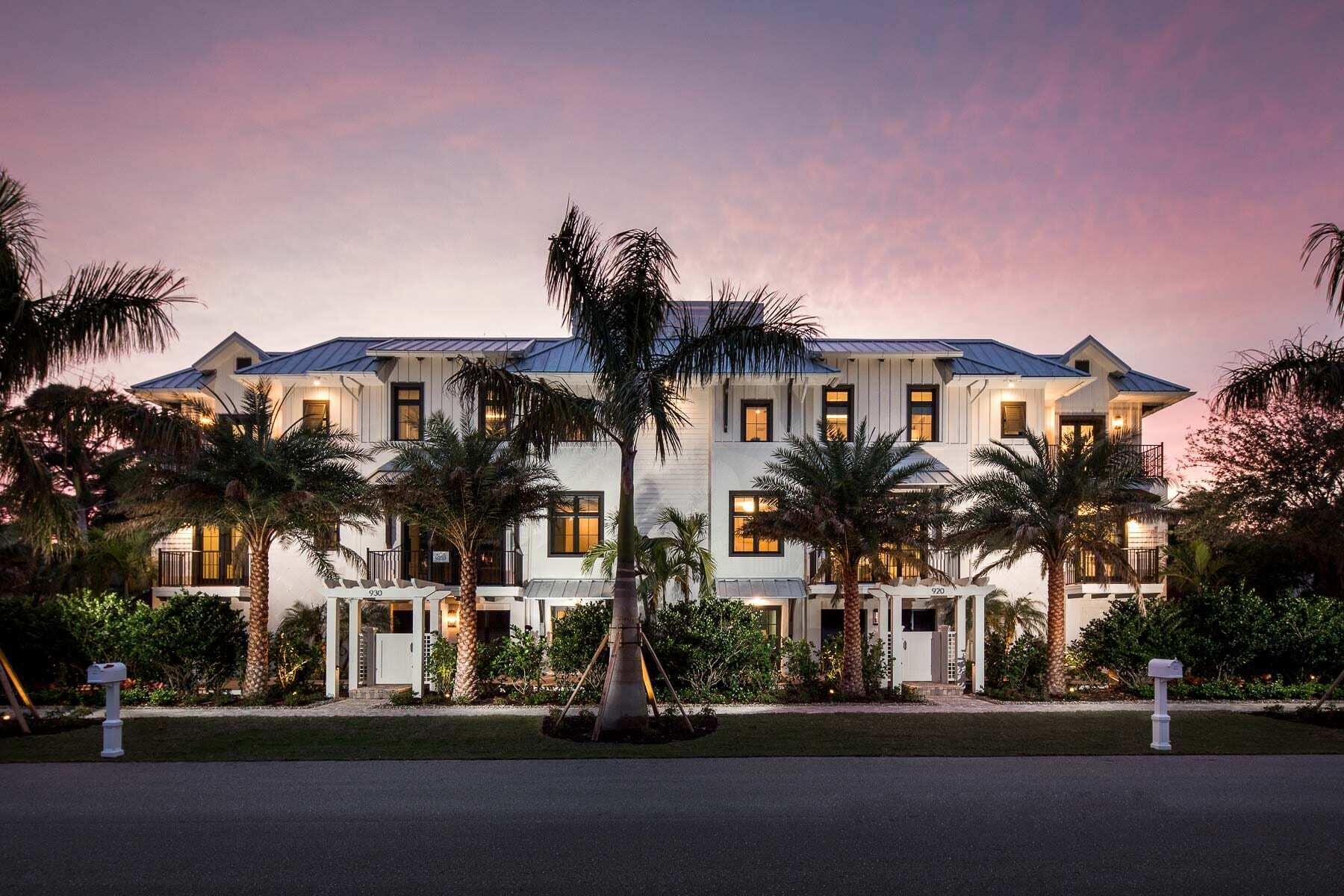 9TH ST VILLA I - New Luxury Townhouse in Prime Olde Naples Location