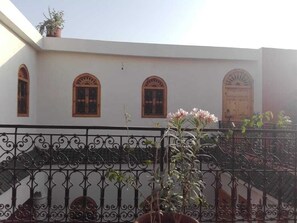 Exterior - Riad Milouda with pisicine next to Jamaa Elfna square (Marrakech)