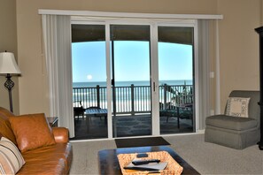 TV, DVD player, offices