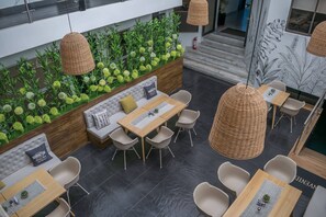 Dining - Hotel in Armenia    . (Armenia)