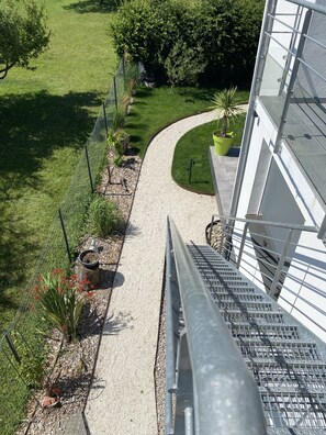 Chambre Double Confort, salle de bains attenante, vue jardin (Chambre Pink Lady) | Extérieur