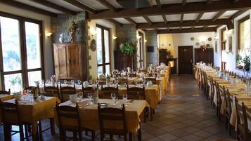 Mittagessen und Abendessen