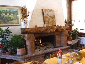 Fireplace - Hotel Cimone (Riolunato)