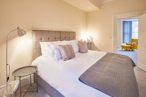 Apartment, 1 Bedroom | 1 bedroom, premium bedding, iron/ironing board, free WiFi - The Funky Robin (Whitby)