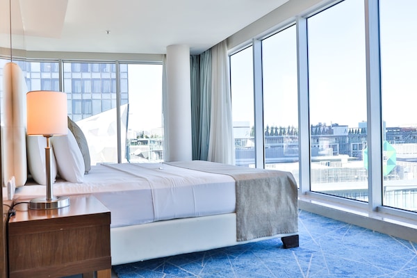 Junior Suite | 2 bedrooms, minibar, in-room safe, blackout curtains