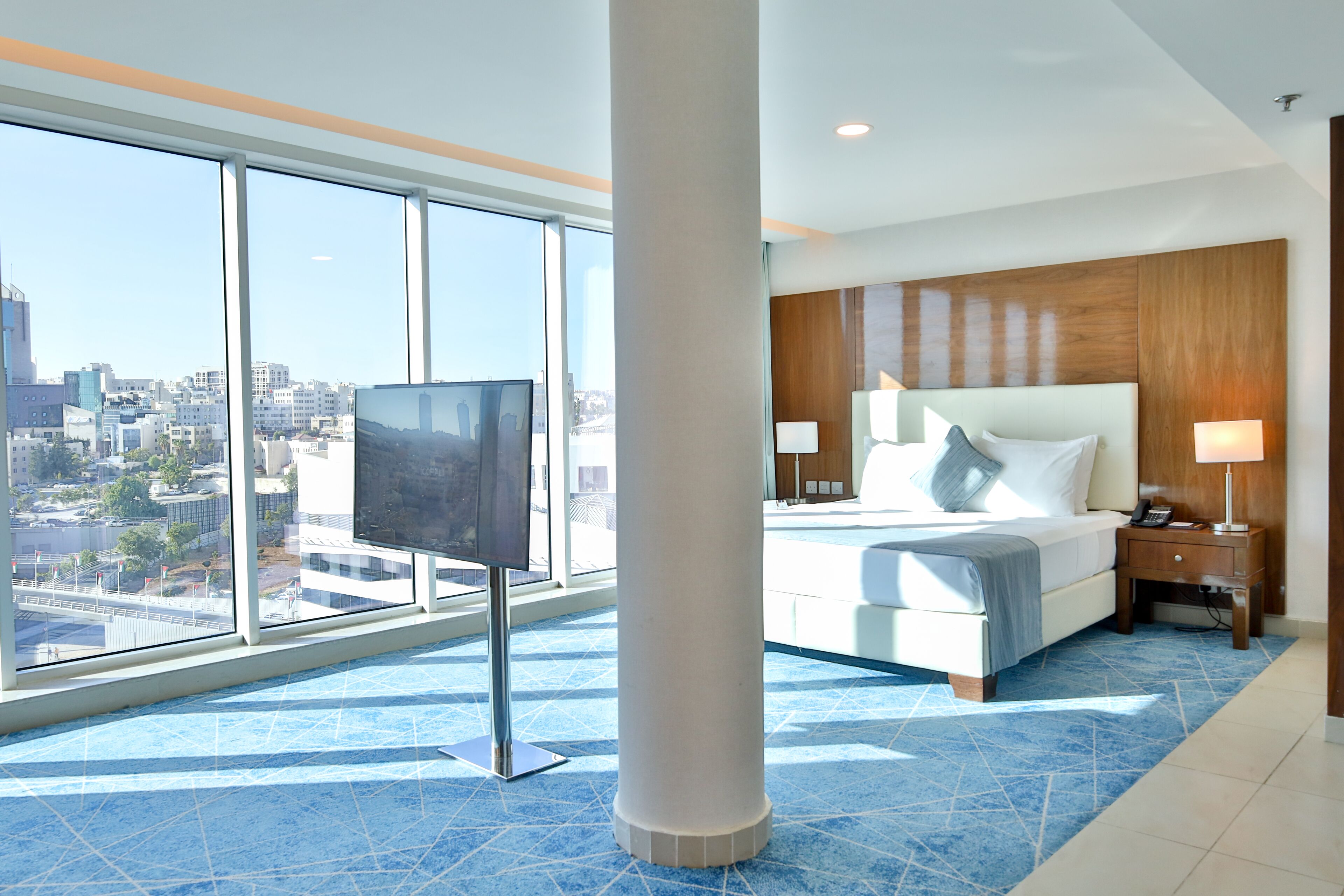 junior suite | minibar, in-room safe, blackout curtains, soundproofing
