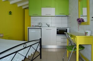 Estudio, vista al mar (Lahani) | Wifi gratis