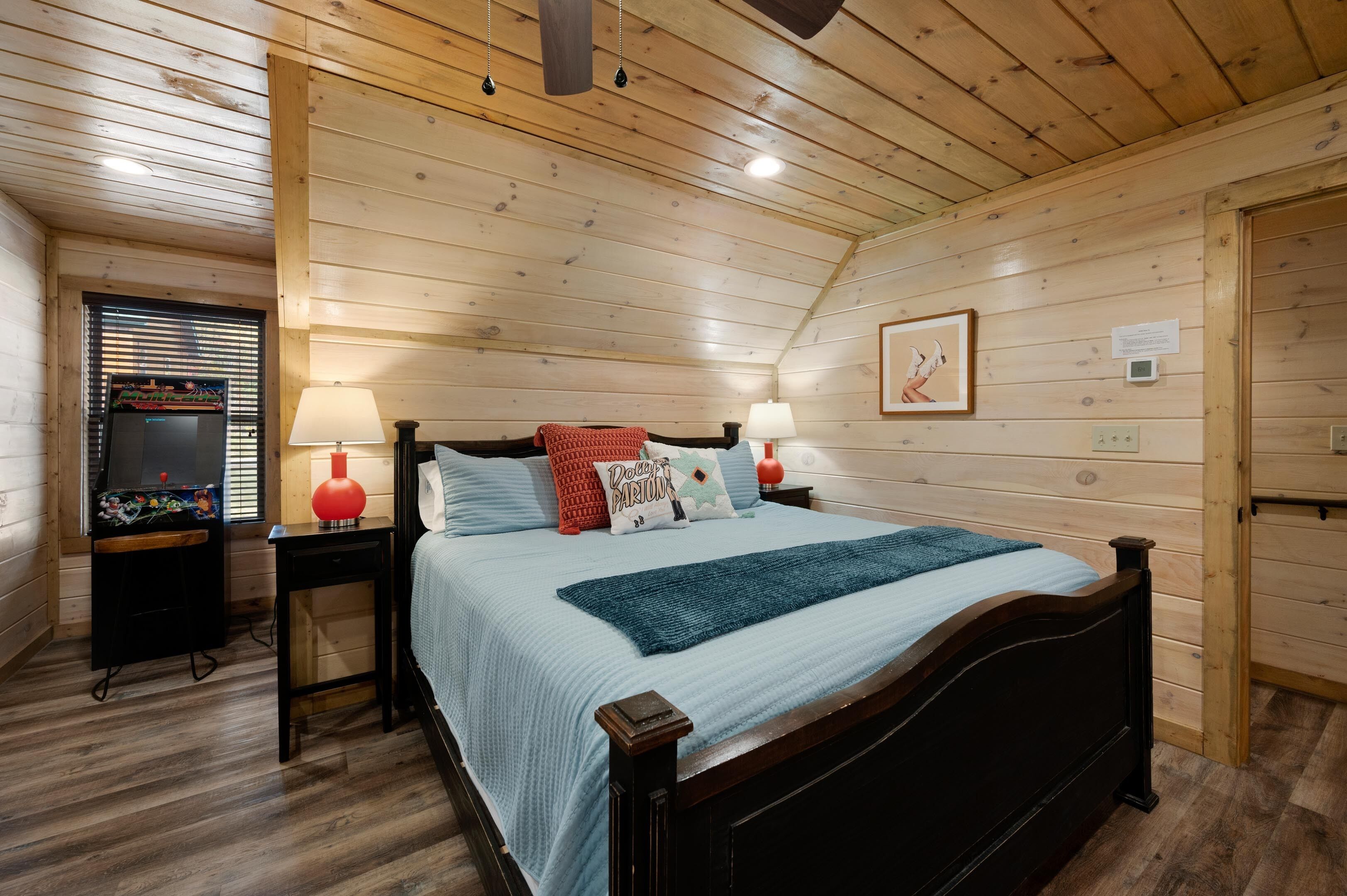 2 bedrooms, iron/ironing board, travel crib, free WiFi