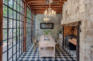 Interior detail - Mayur Tulum Ayurveda Healing Center (Francisco Uh May)