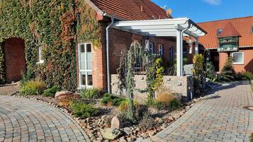 Enceinte de lâhĂ©bergement