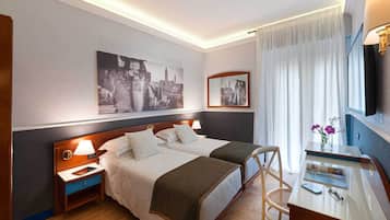 Standard Double or Twin Room | Minibar, desk, soundproofing, free WiFi