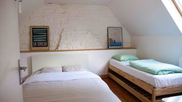Chambre Double | Décoration personnalisée, ameublement personnalisé, Wi-Fi gratuit