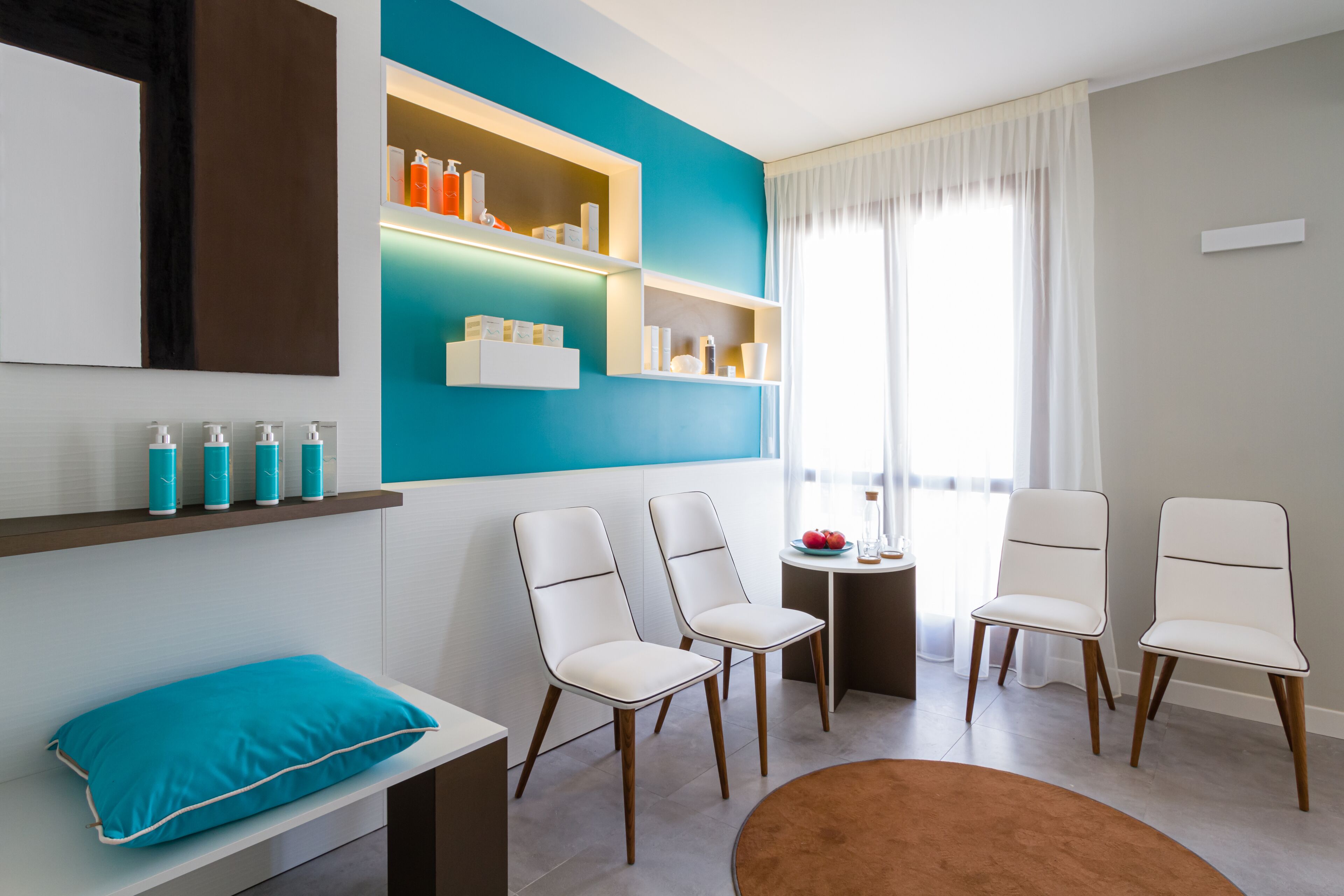 Couples treatment rooms, body treatments, hydrotherapy, aromatherapy