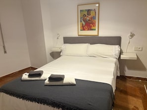 2 bedrooms, iron/ironing board, travel crib, free WiFi