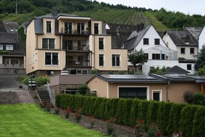 Exterior - Weingut Goeres (Briedel)