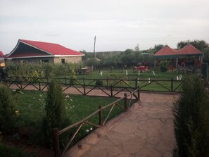 Property grounds - Miami Garden Resort (Matuu)