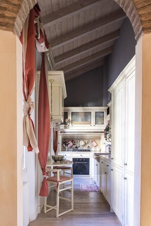 Appartamento, 1 camera da letto | Cucina privata | Frigorifero con congelatore, microonde, piano cottura, lavastoviglie