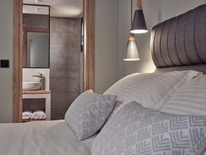 3 Schlafzimmer, Zimmersafe, Bügeleisen/Bügelbrett, kostenloses WLAN