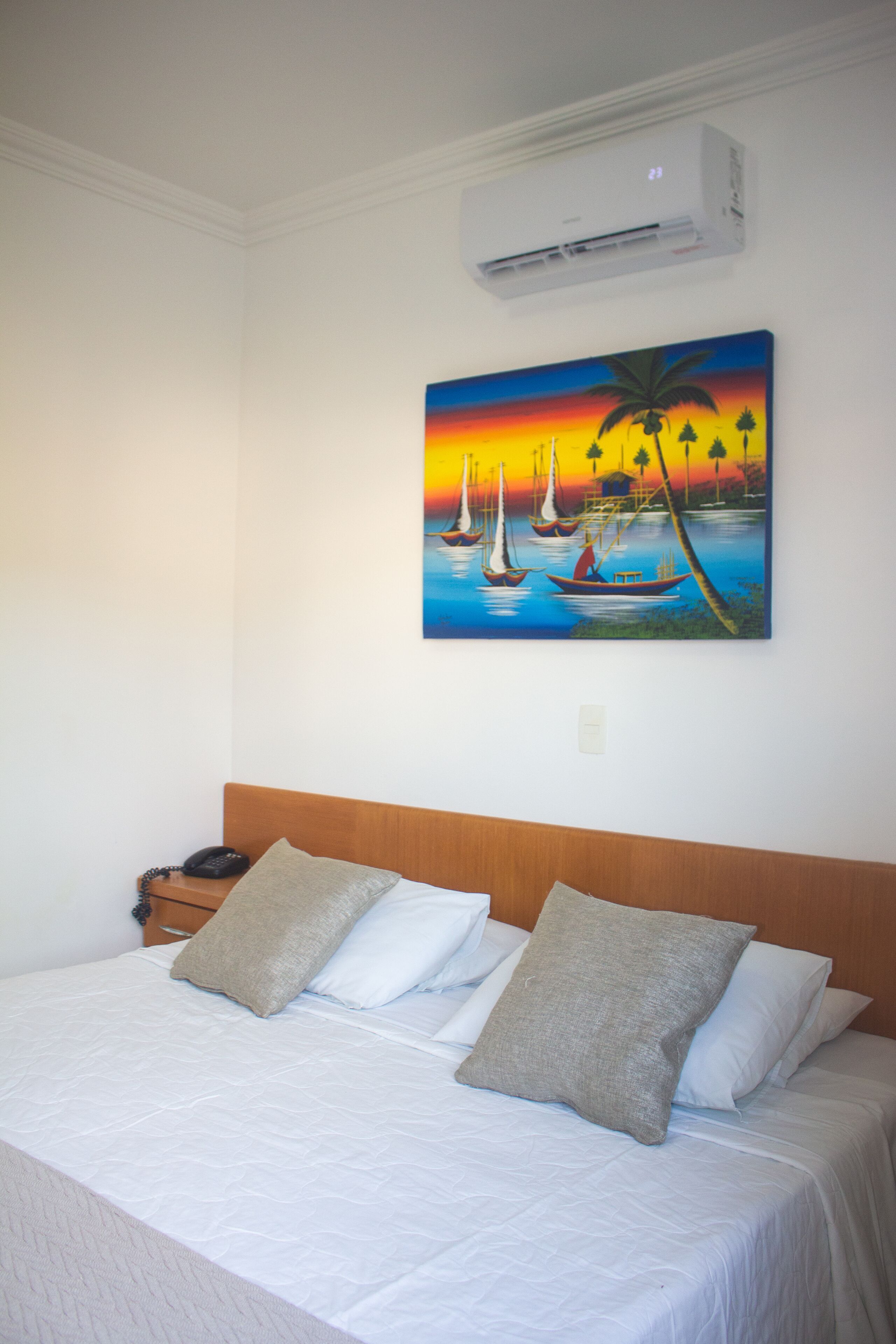 1 bedroom, desk, free WiFi, bed sheets