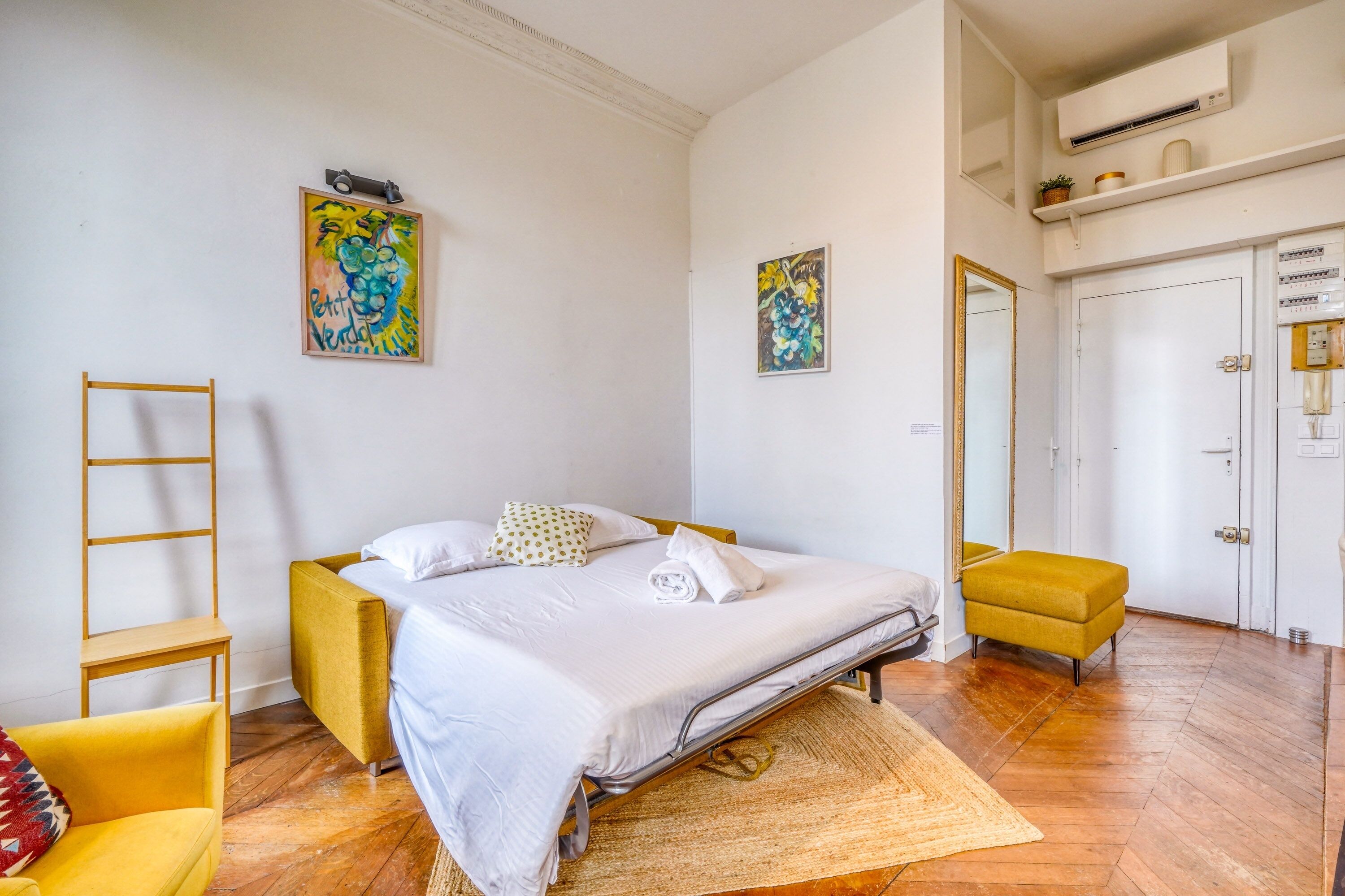 1 bedroom, iron/ironing board, free WiFi, bed sheets