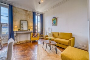 TV - Sweet Melody - Beau Duplex - Quartier Saint Pierre (Bordeaux)