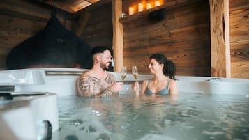 Bain à remous extérieur