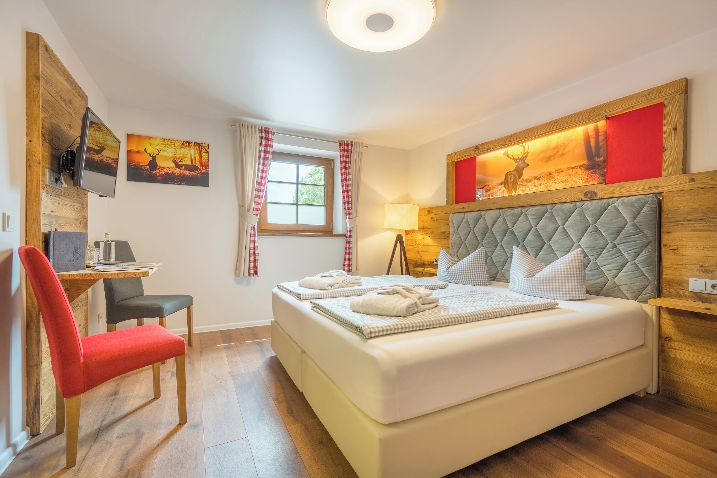 Dobbeltrom – classic | Minibar, individuelt dekorert, individuelt innredet og skrivebord