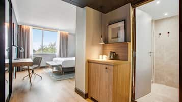 In-room safe, desk, laptop workspace, soundproofing
