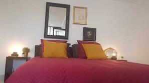 1 soverom, strykejern/-brett, wi-fi (inkludert) og sengetøy