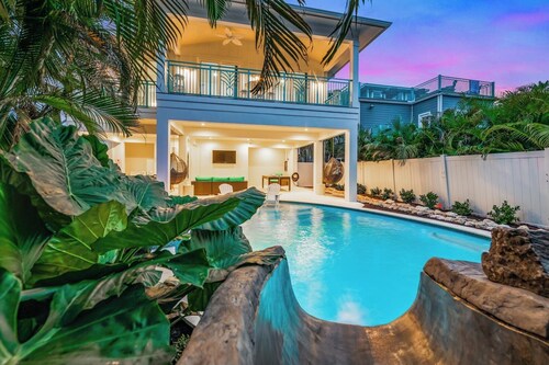 Home Steps from Siesta Key Beach and Village with Waterslide! On The Rocks