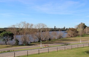 Quarto casal standard, vista para o rio | Vista do quarto