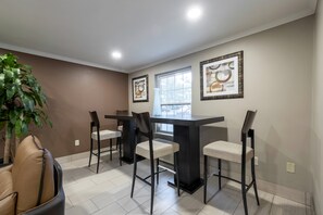 Lobby - Red Roof Inn Dahlgren - Naval Base (King George)