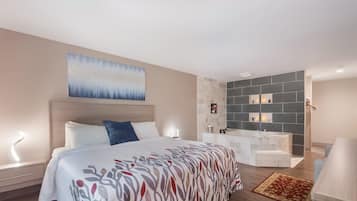 Superior Room, 1 King Bed, Non Smoking, Jetted Tub | Desk, laptop workspace, blackout drapes, iron/ironing board