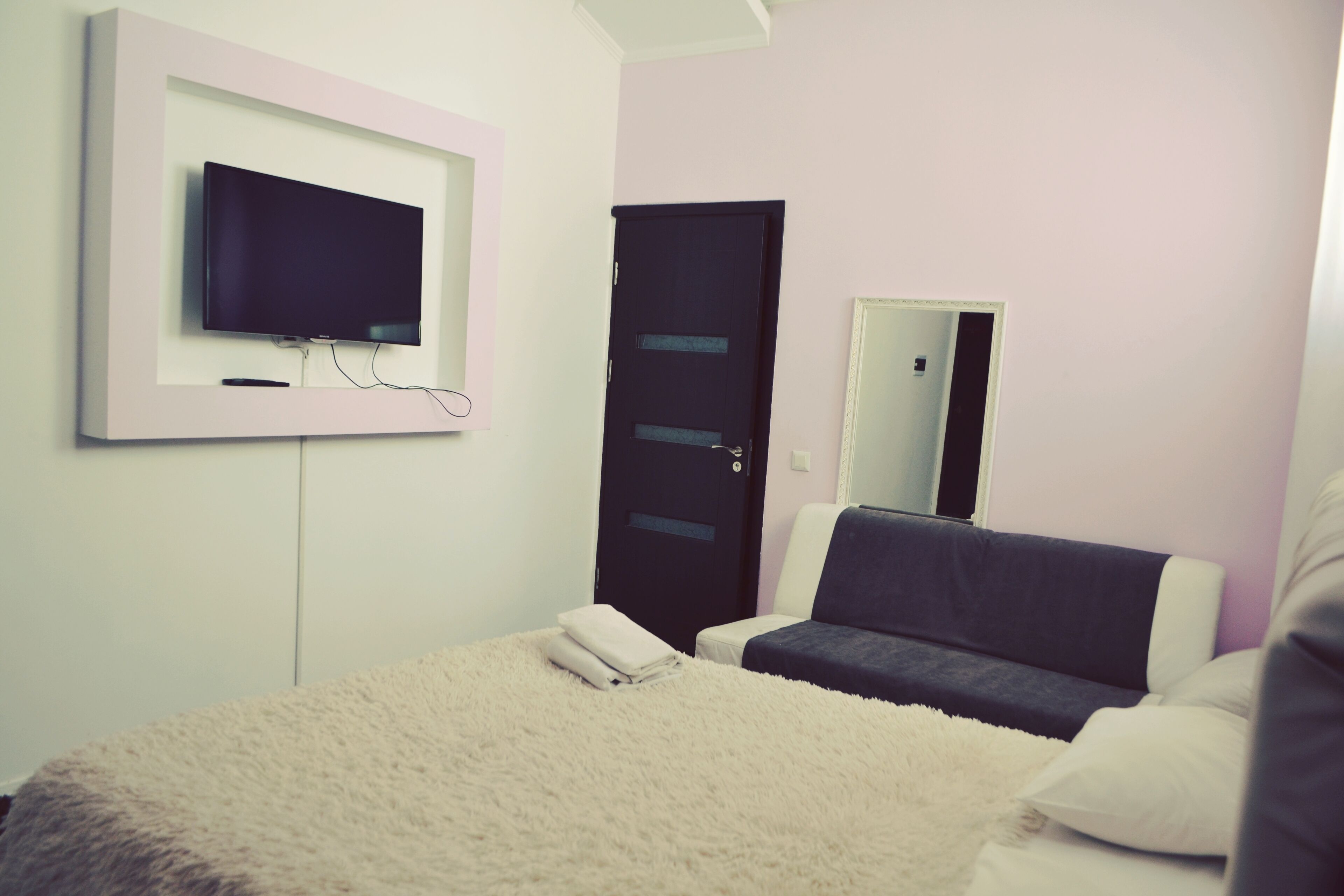 In-room safe, free WiFi