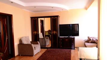 In-room safe, free WiFi