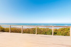Property grounds - Dog-Friendly, Oceanfront Home with a Private Hot Tub, Firepit, & Free WiFi (Seal Rock)