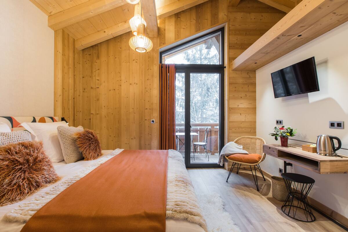 Habitación doble, baño privado (Chalune)