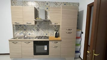 冰箱、烤箱、炉灶、茶具/咖啡用具