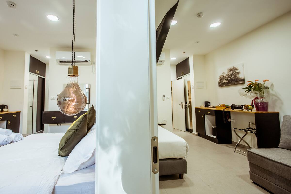 Family Suite | Hypo-allergenic bedding available, minibar (free items), in-room safe