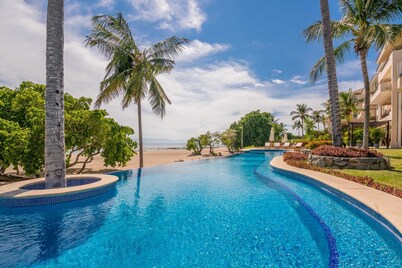 Premier Membership - 3 Bedroom+ Flex, 4.5 Bath - Sleeps 8