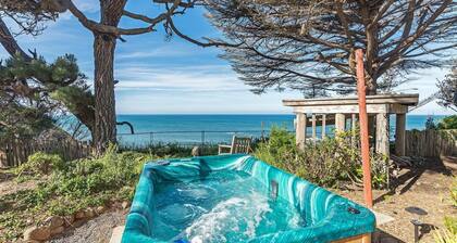 D & R's Cliff Dwelling Paradise