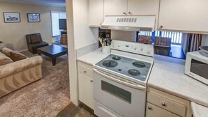 Private kitchen - Fireside at The Village #108 (Mammoth Lakes)
