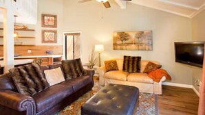 Living room - Sherwin Villas #14 (Mammoth Lakes)