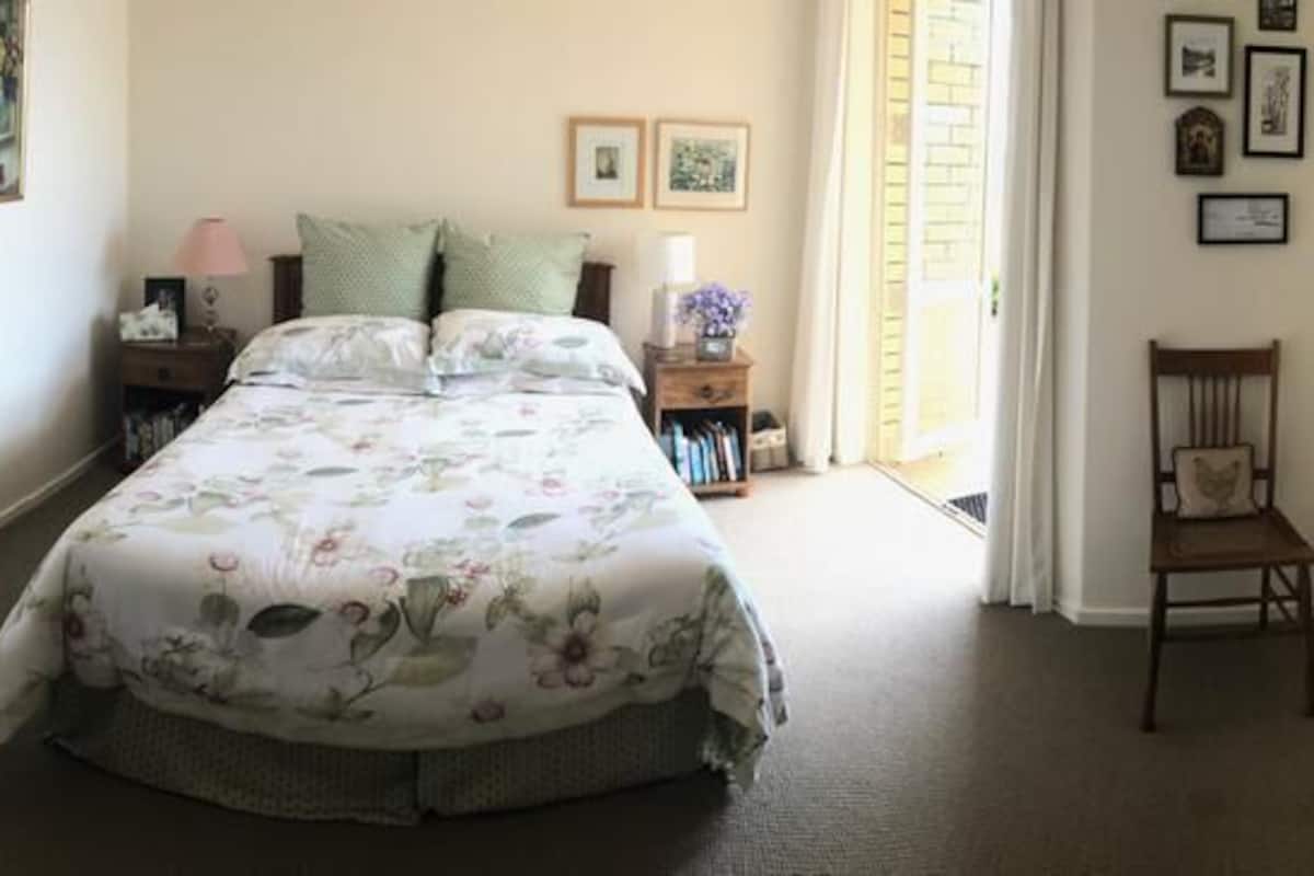 Habitación, 1 cama Queen size, vista al jardín | Wifi gratis