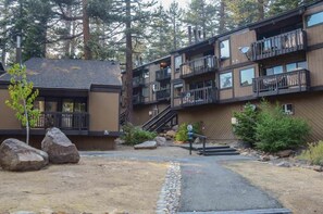 Condo, Multiple Beds (Bigwood #039) | Exterior