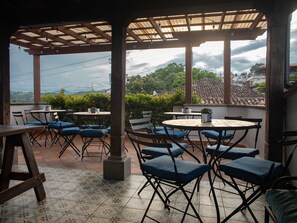 Porch - Casa Villamil Boutique Hotel (Copan Ruinas)