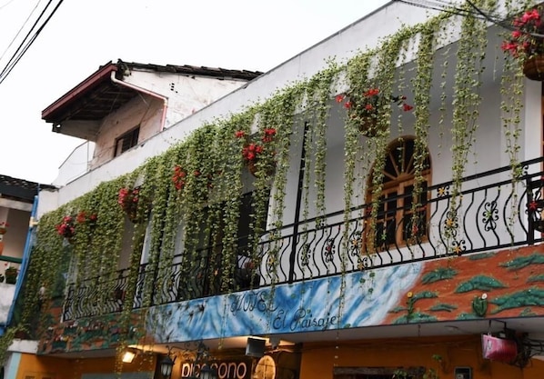 Façade de l’hébergement